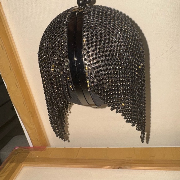 Black Chain Fringe Bag - Picture 2 of 10